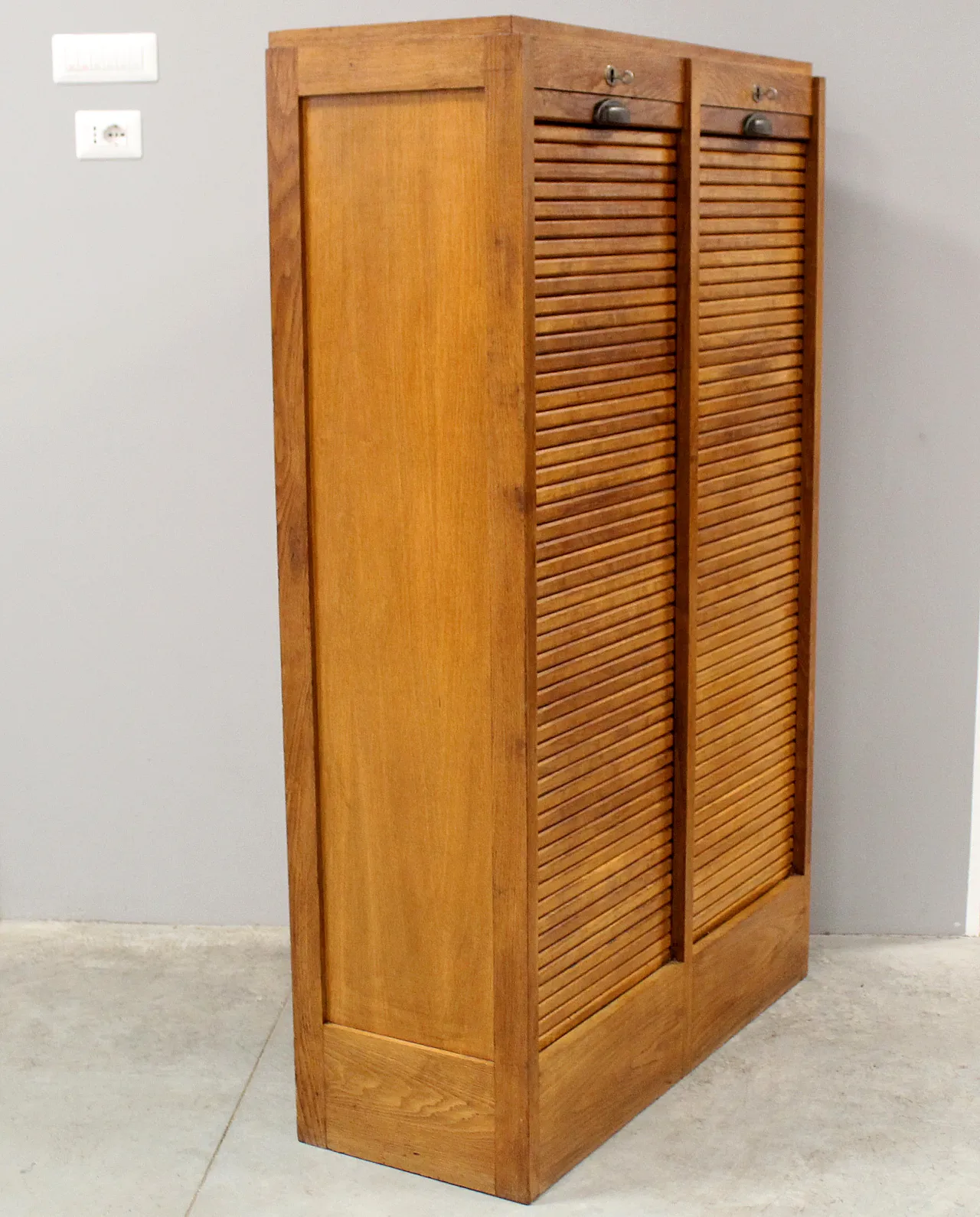 Oak filing cabinet, shutter, filing cabinet, early 20th century 4