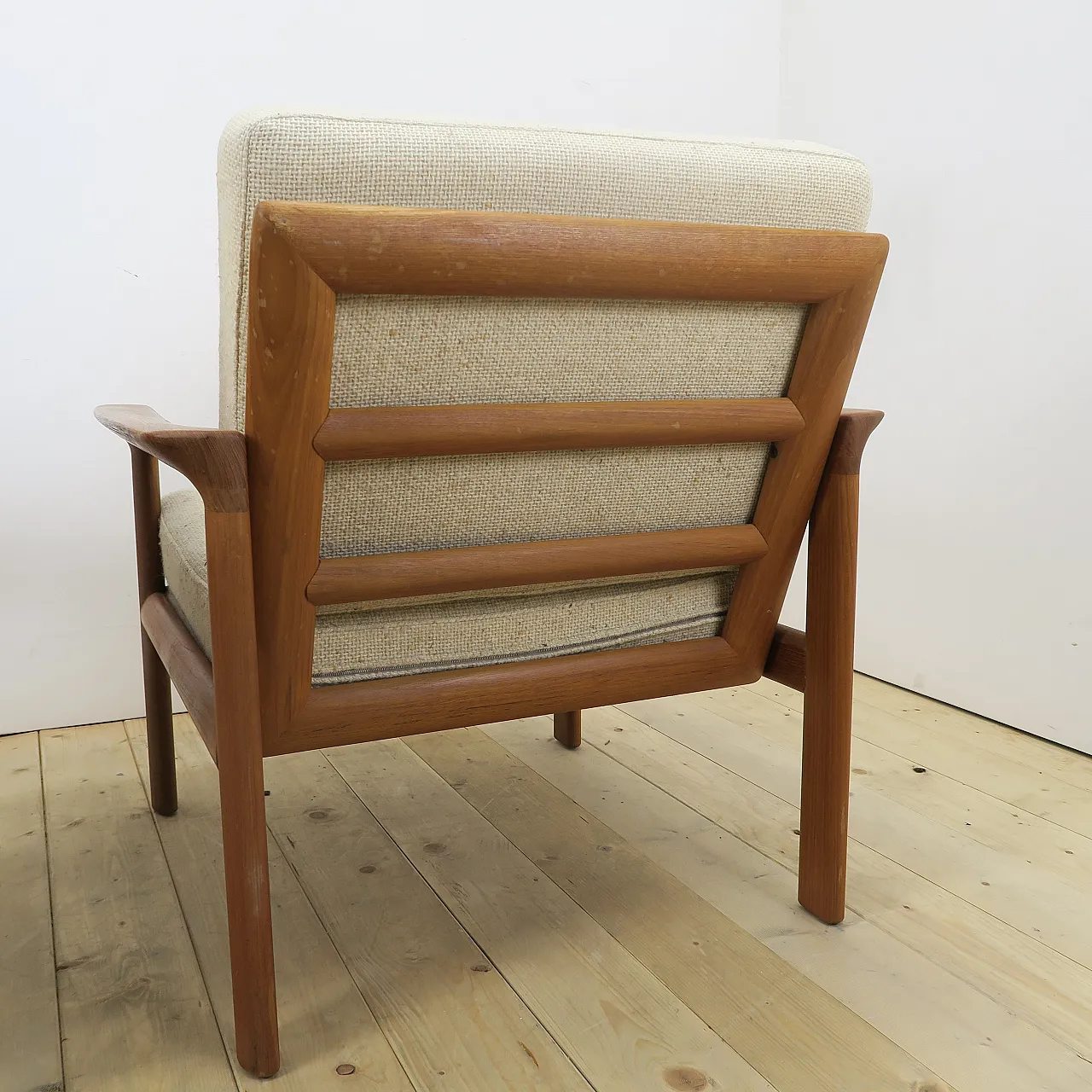 Pair of teak armchairs, Komfort Møbler, 1960s 15