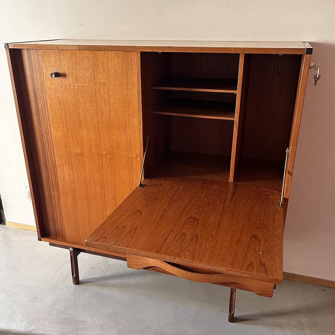Highboard in teak with sliding doors from Dassi, 1960s 13