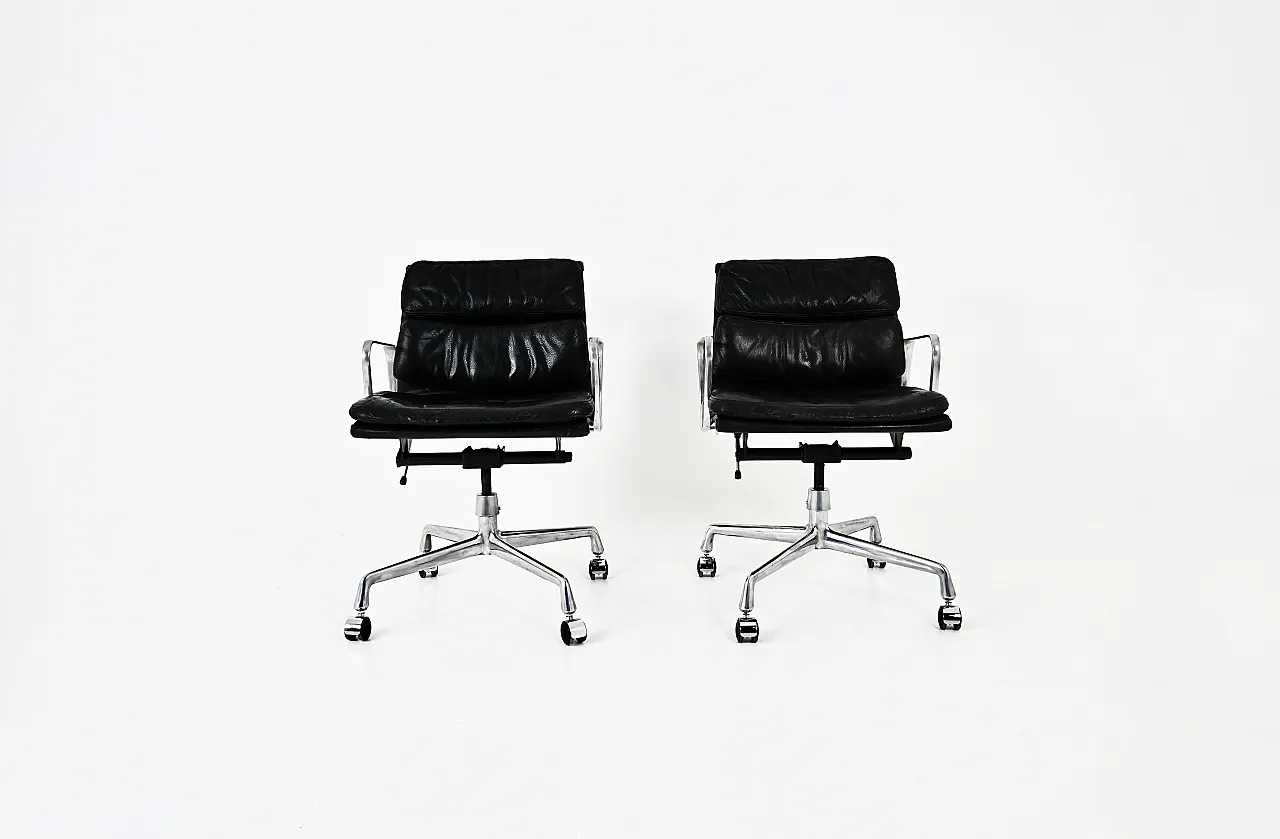Sedie Soft Pad di Charles & Ray Eames per ring Mobelfabrikk, anni '70 3