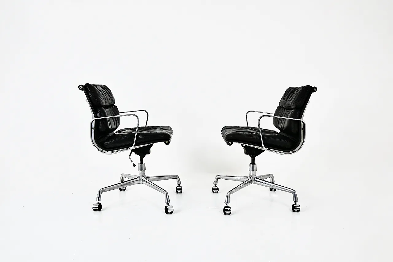 Sedie Soft Pad di Charles & Ray Eames per ring Mobelfabrikk, anni '70 4