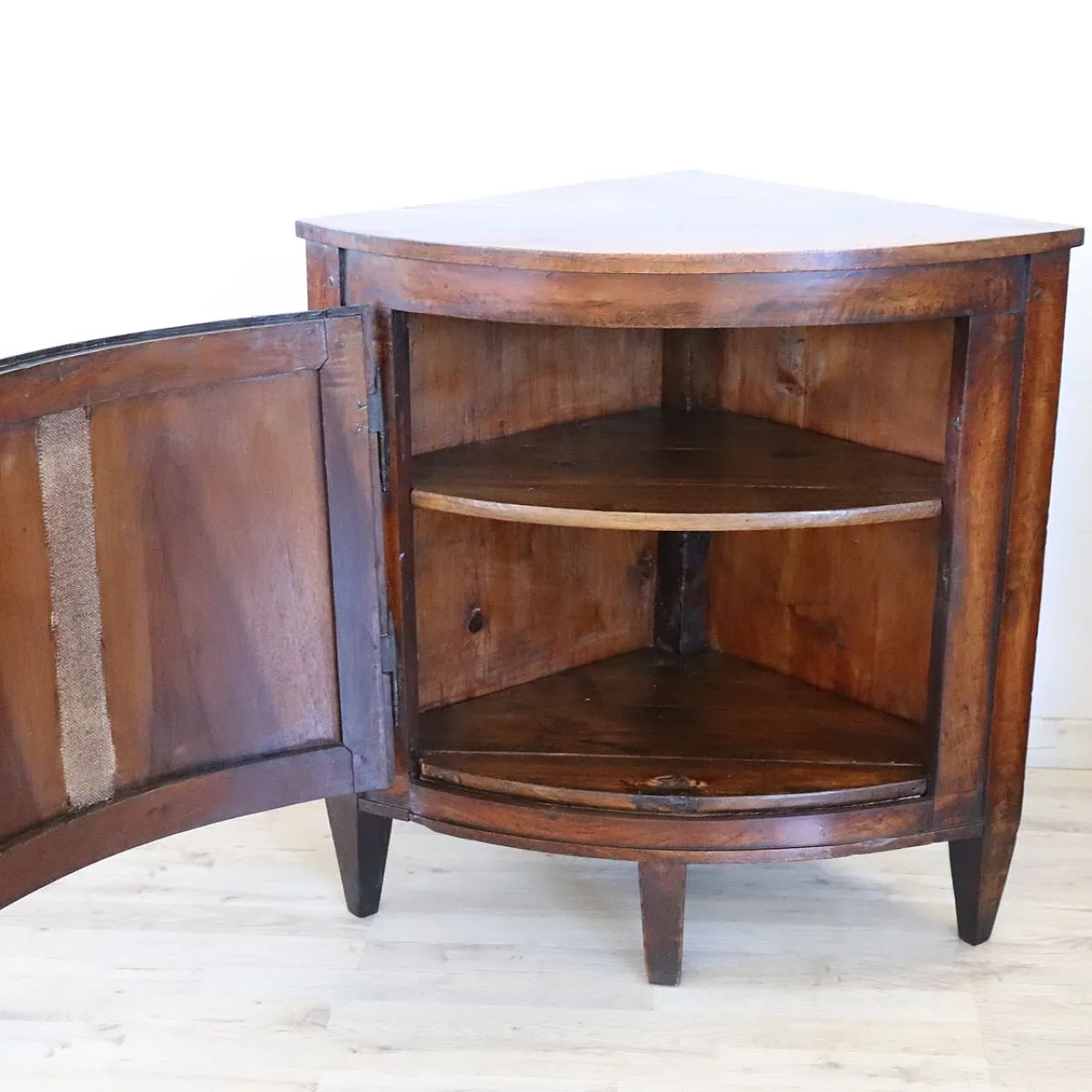 Pair of restored antique walnut corner cabinets, 18th century 6