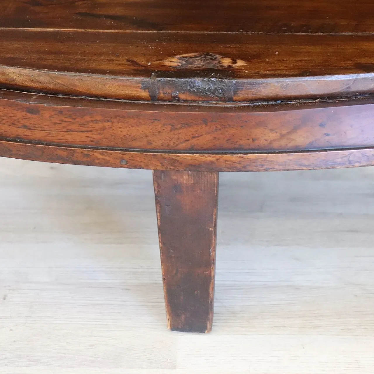 Pair of restored antique walnut corner cabinets, 18th century 10