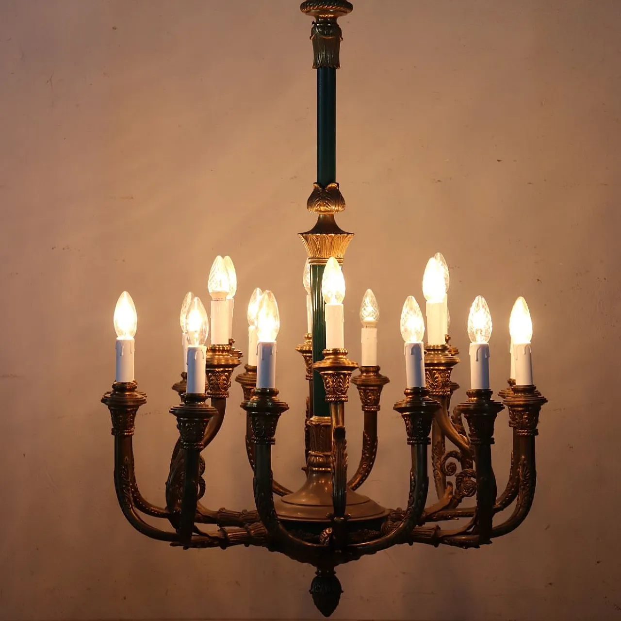 Bronze and green lacquered metal chandelier, 18 lights, early 1900s 4
