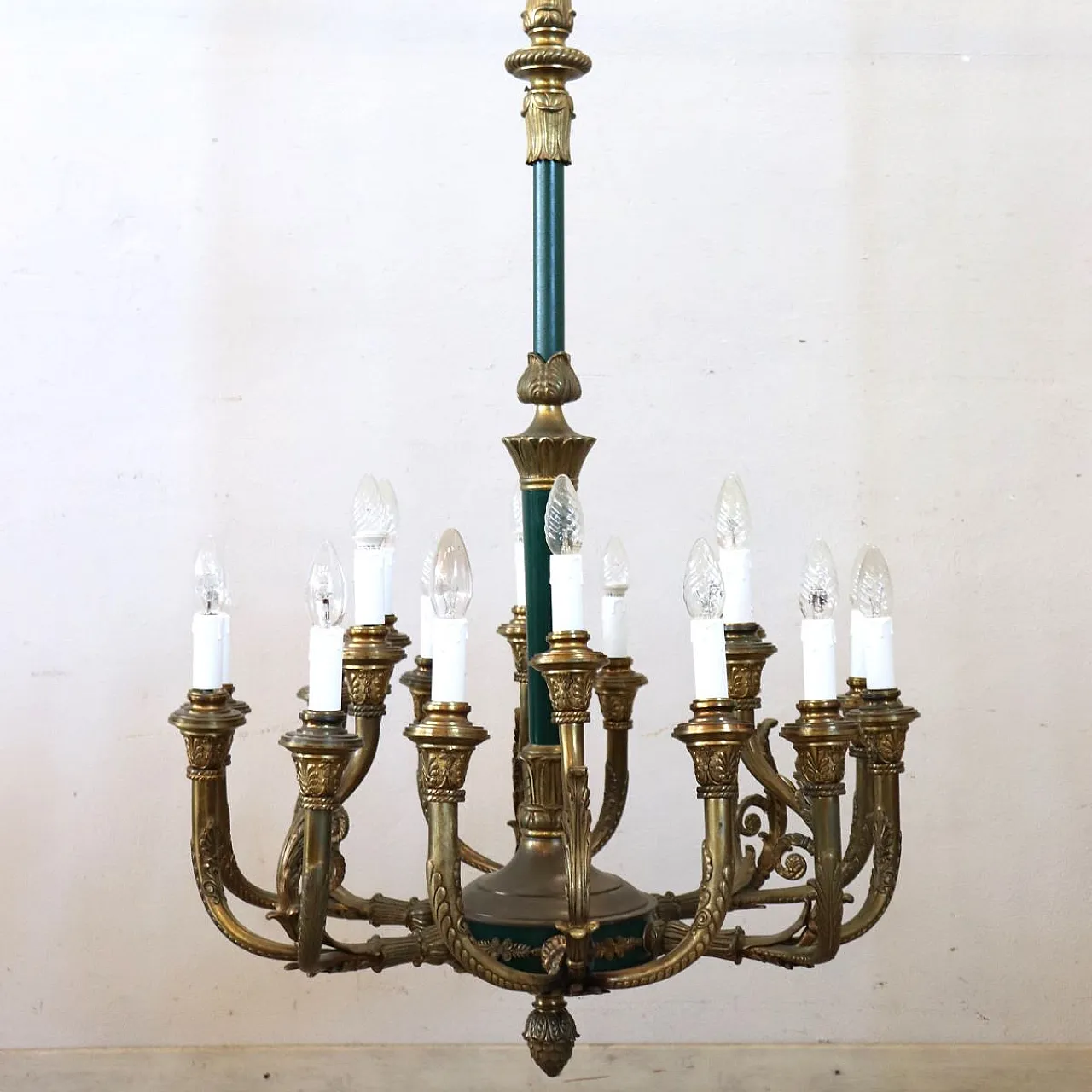 Bronze and green lacquered metal chandelier, 18 lights, early 1900s 5