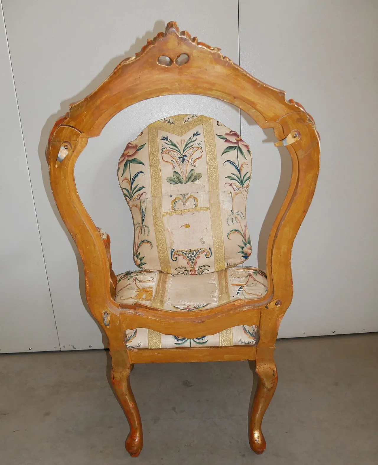 Venetian armchair, lacquered and gilded, 18th century 17