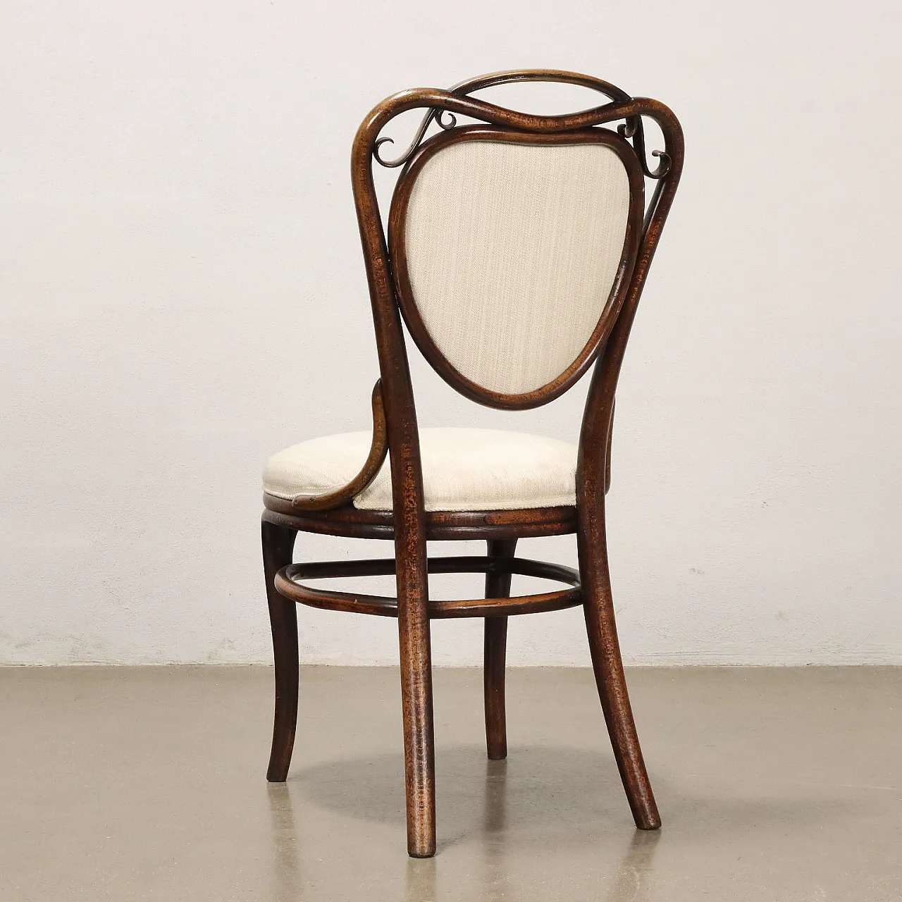 Pair of beech Thonet chairs, late 19th century 10