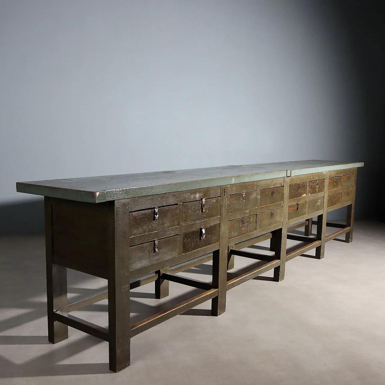 Industrial workbench, 20th century 1