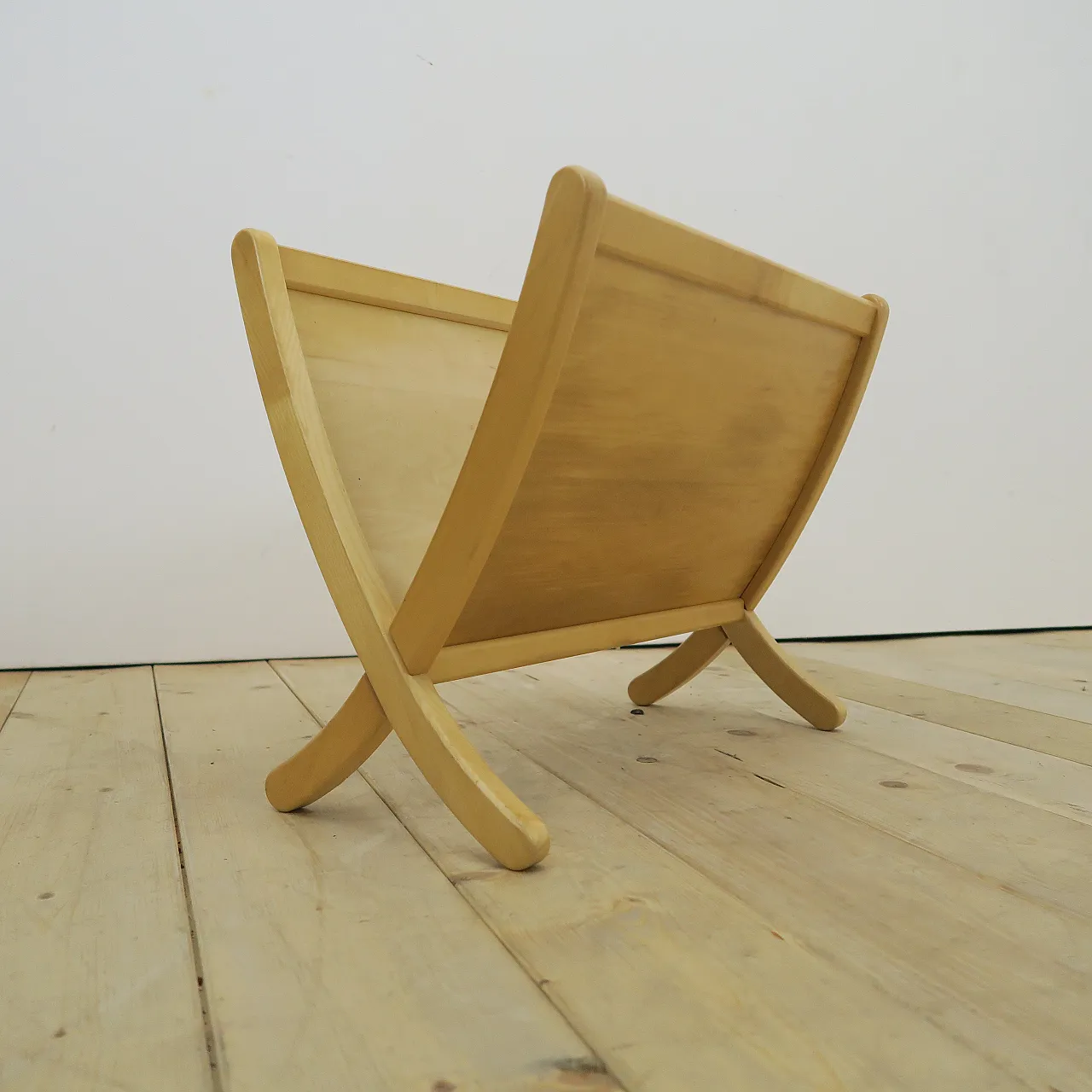Mid-Century teak magazine rack, 1960s 4