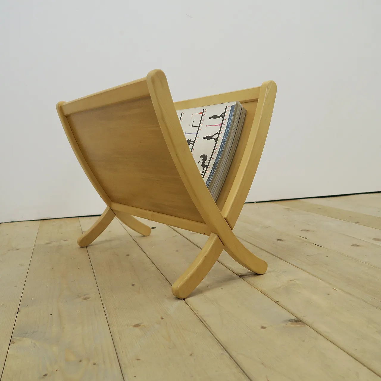 Mid-Century teak magazine rack, 1960s 5