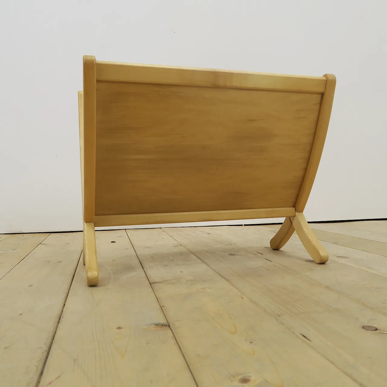 Mid-Century teak magazine rack, 1960s 8