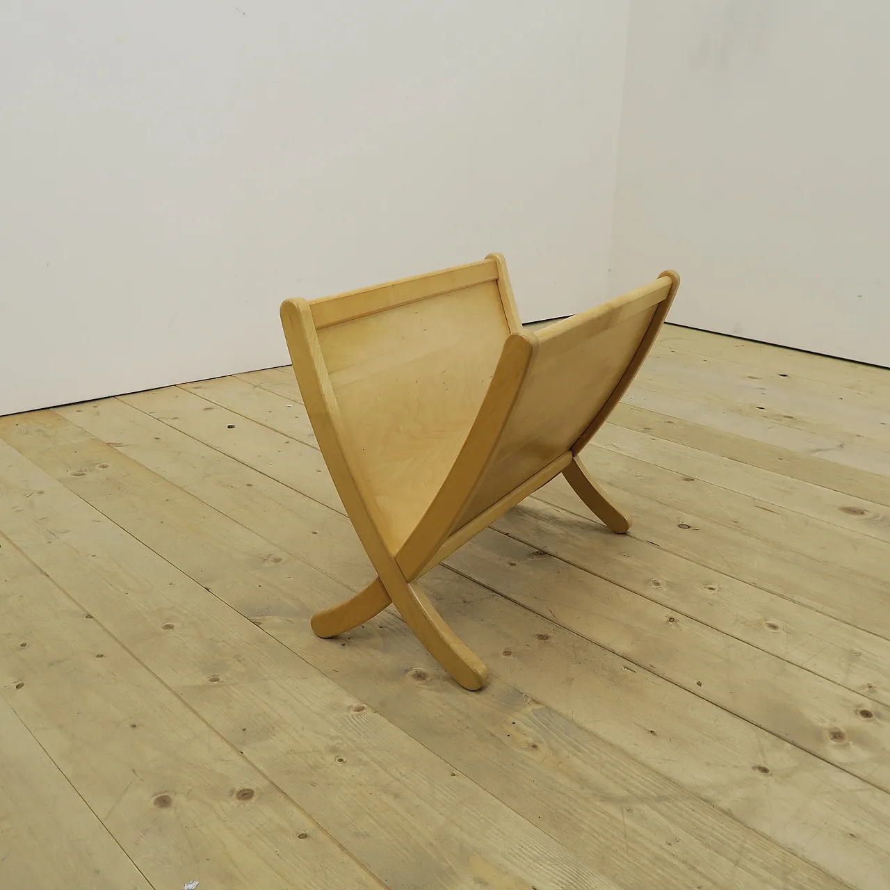 Mid-Century teak magazine rack, 1960s 9