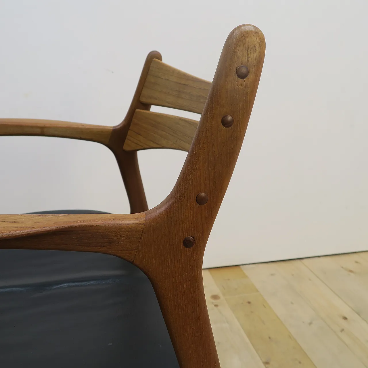 Teak chair by Erik Buch for Christiansen Møbelfabrik, 1960s 7