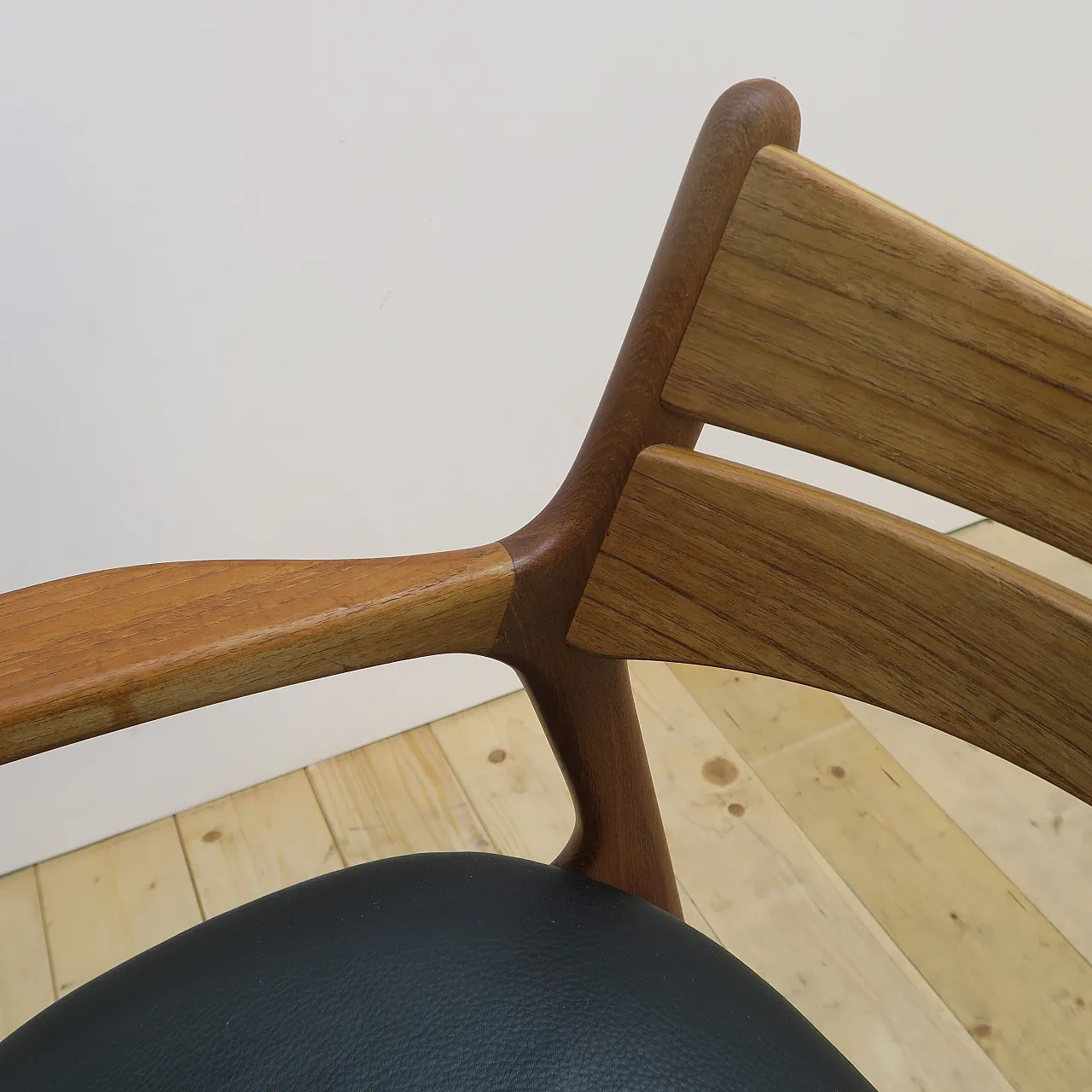 Teak chair by Erik Buch for Christiansen Møbelfabrik, 1960s 8