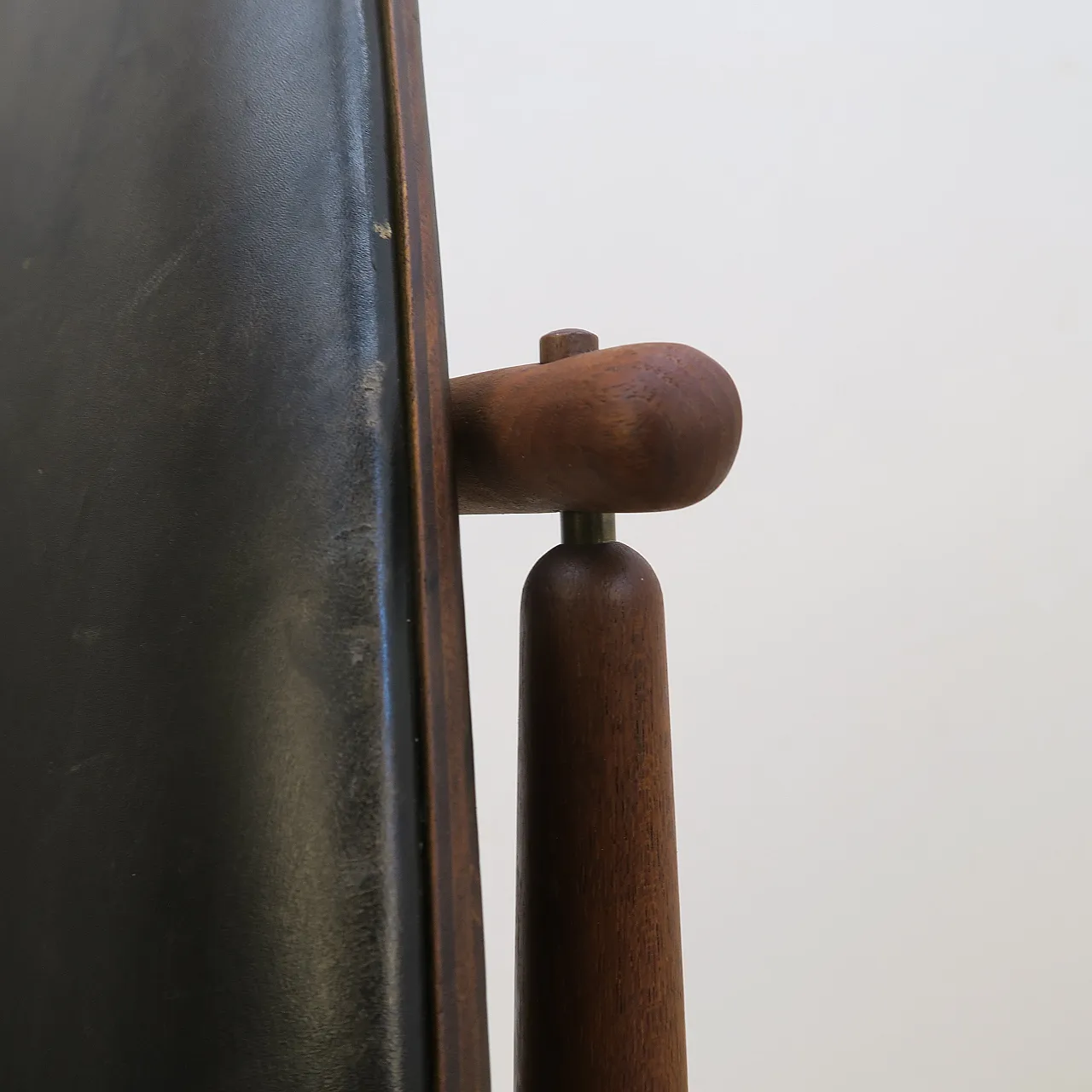Teak chair by Arne Hovmand-Olsen, 1960s 7