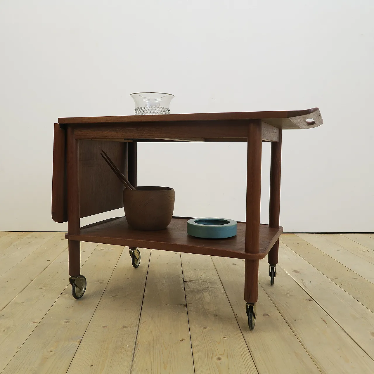 Extendable teak bar cart, 1960s 2