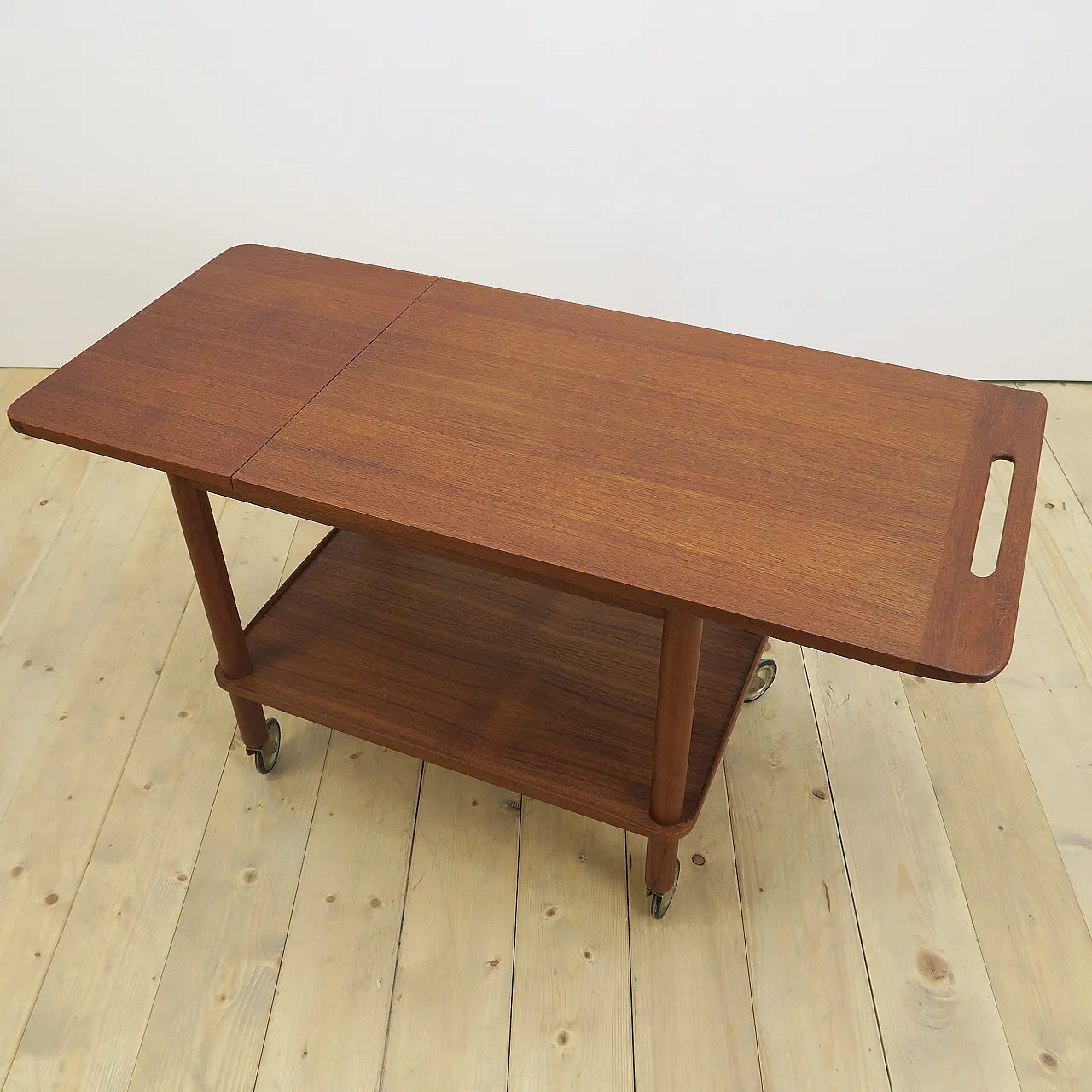 Extendable teak bar cart, 1960s 12