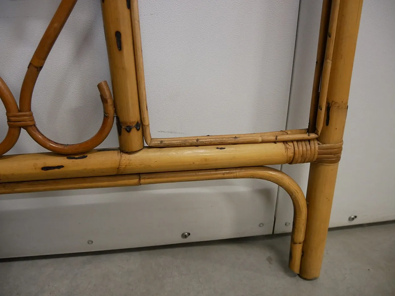 Bamboo and Wicker Wall Coat Rack, 70s 9