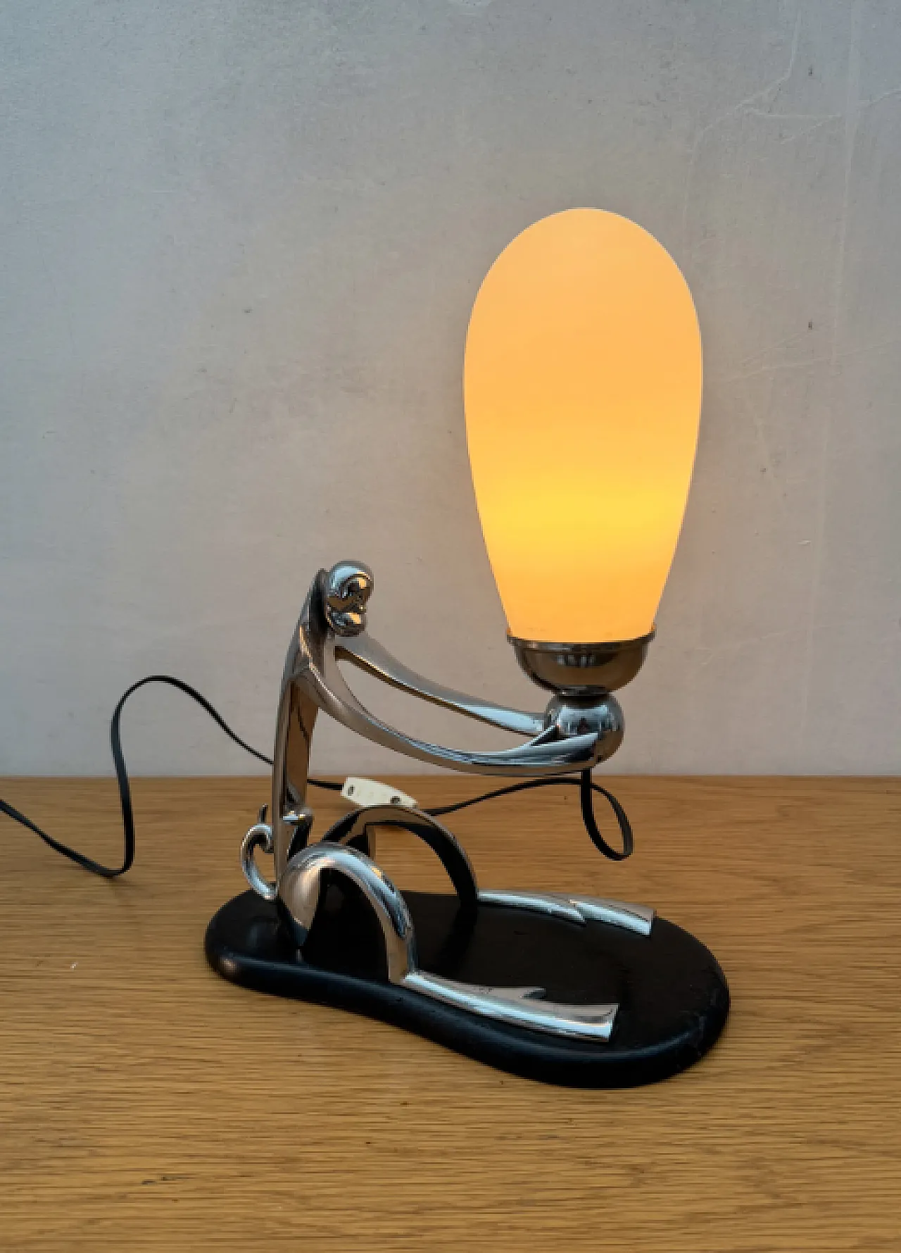 Sculptural monkey lamp by Karl Hagenauer, 1930s 1