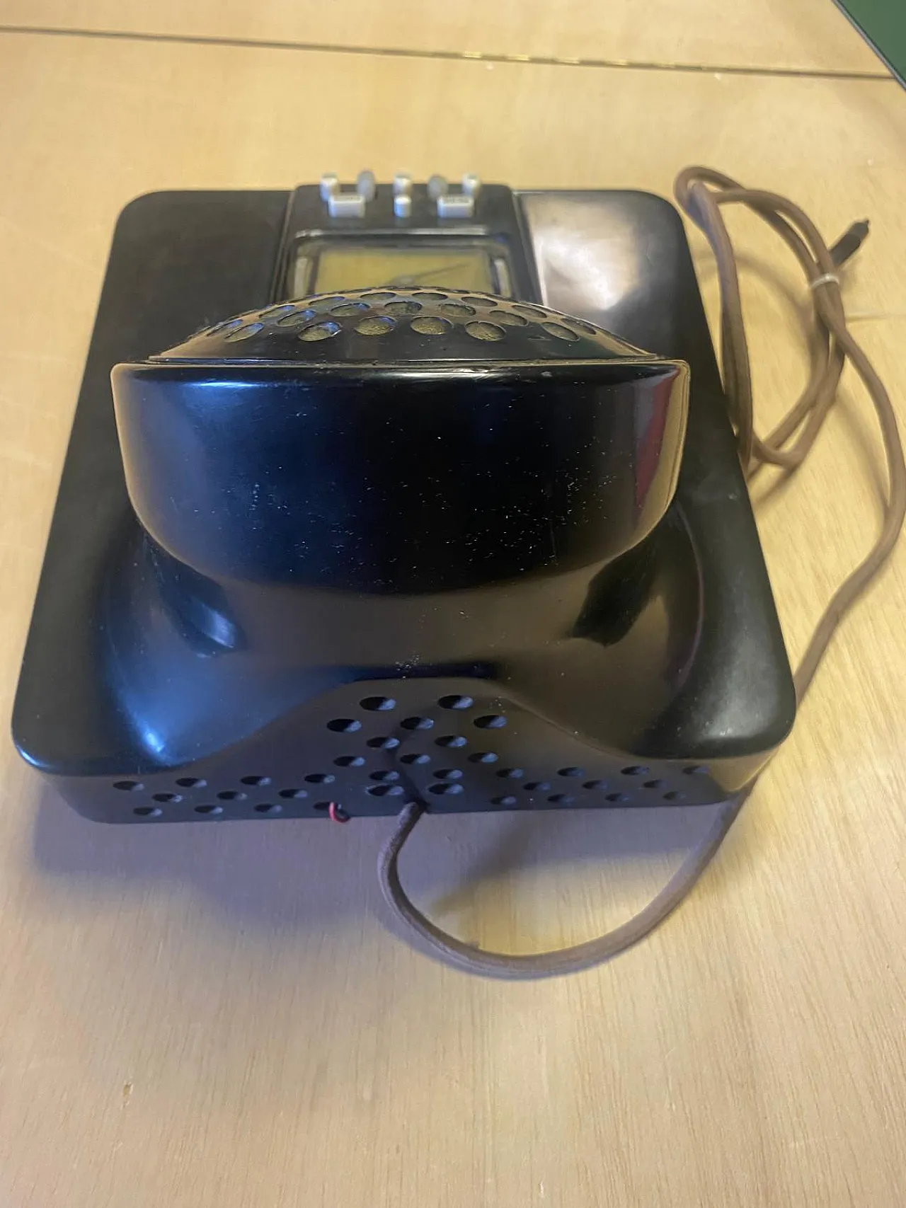 Castiglioni and Dominioni Phonola 547 Bakelite Radio 4