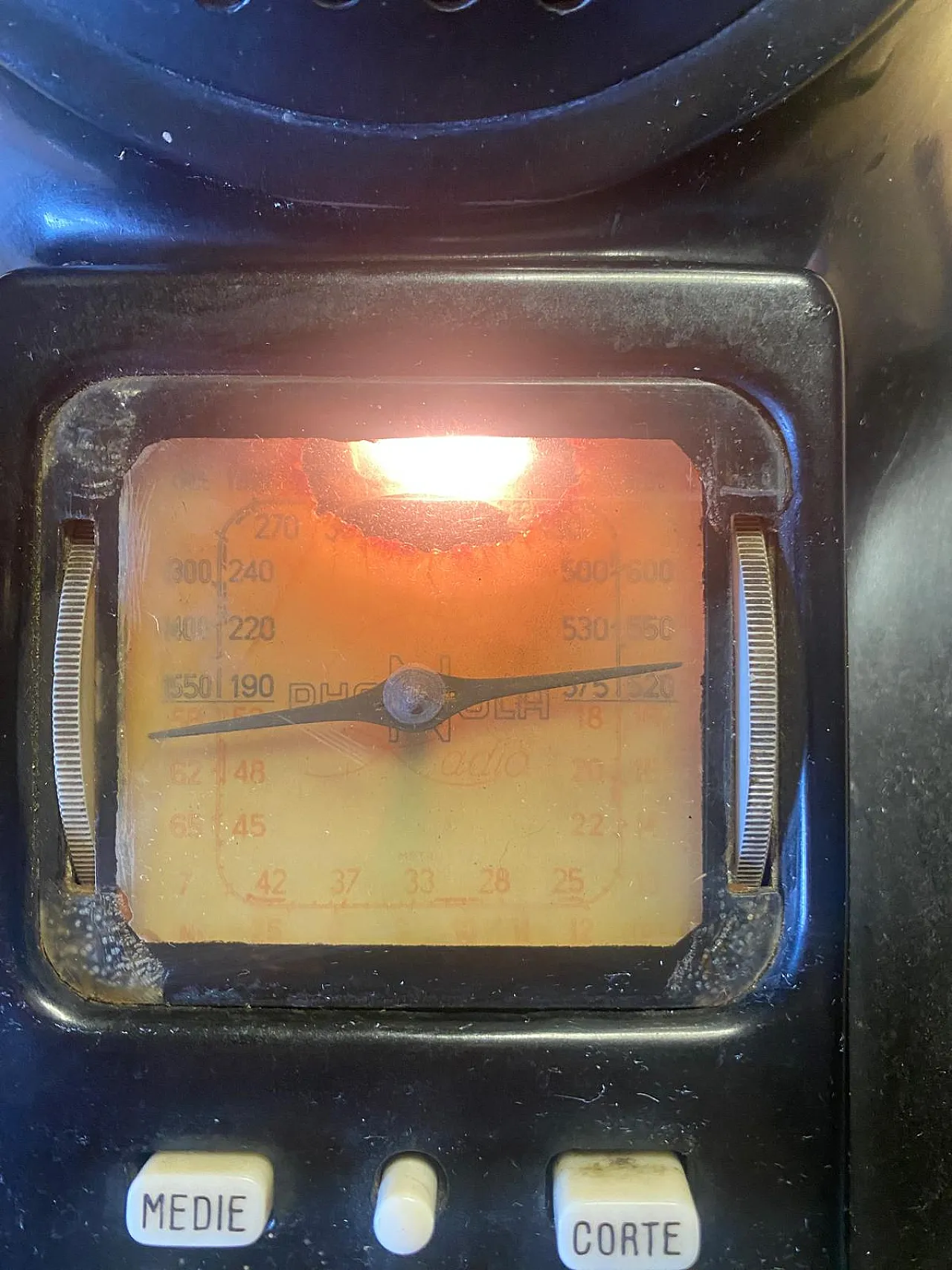 Castiglioni and Dominioni Phonola 547 Bakelite Radio 5