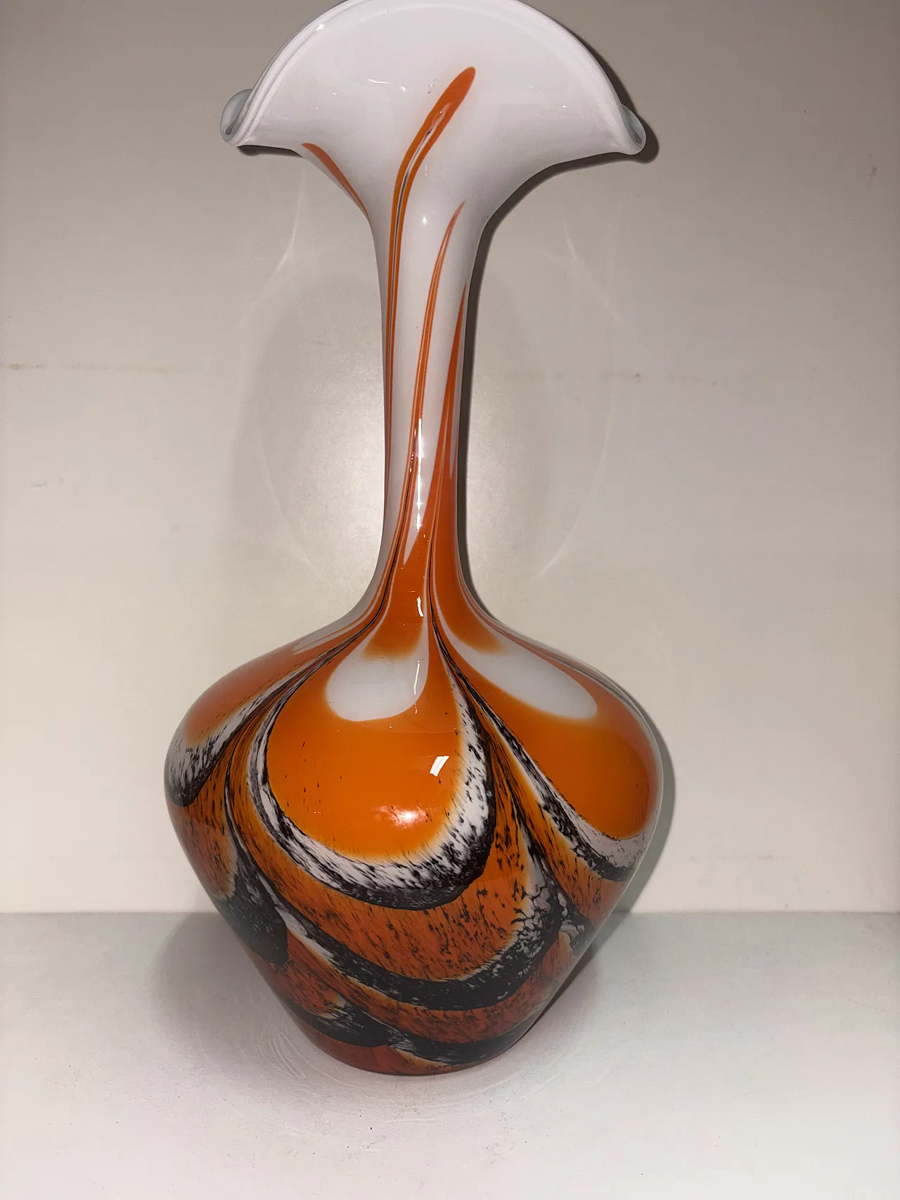 Opal glass vase 3