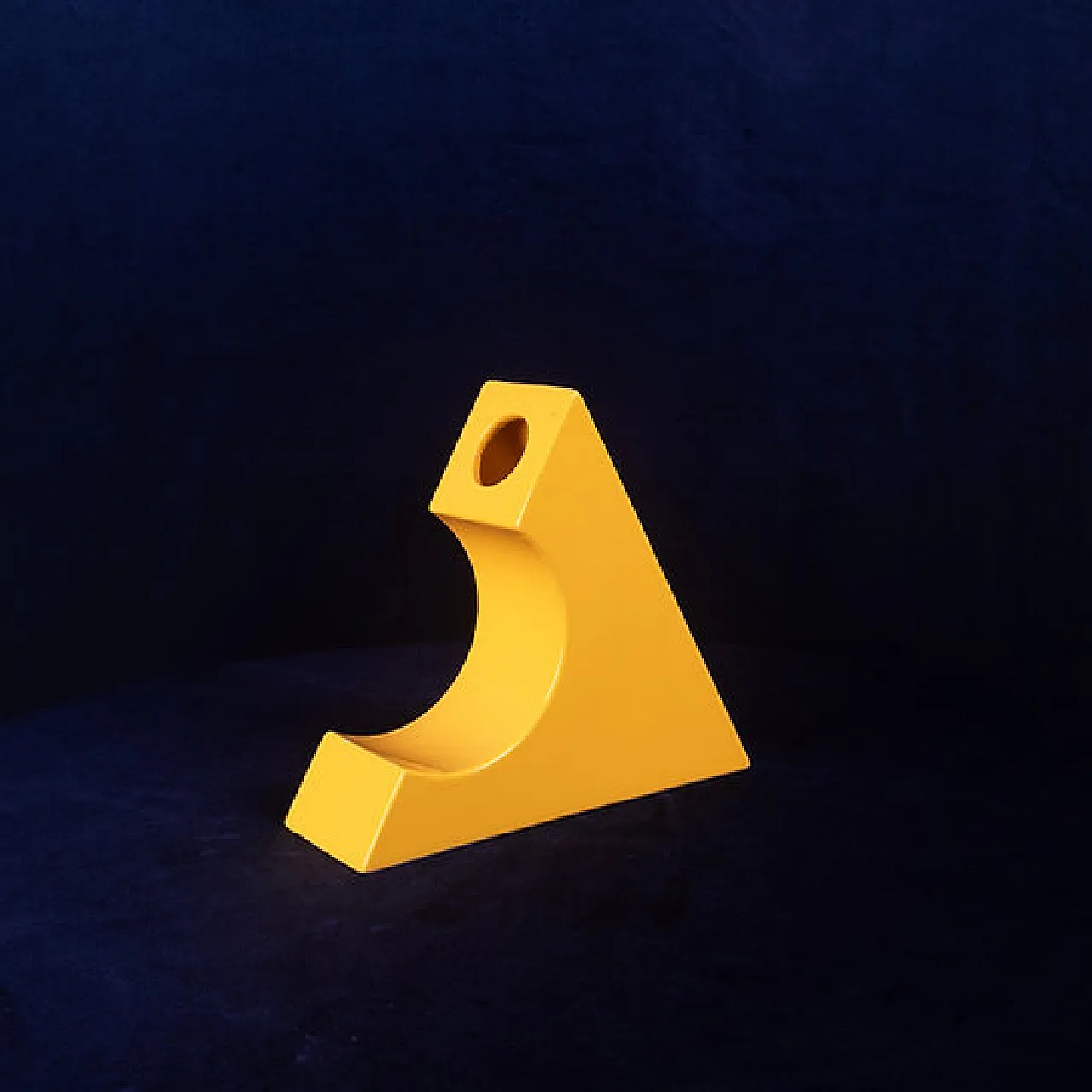 Glazed ceramic Space Age sculptural vase, 1970s 8