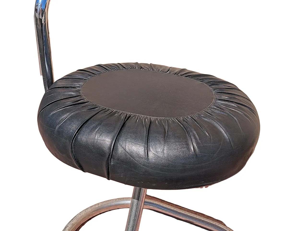 Black leather Cobra chairs by Giotto Stoppino, 1970s, set of 4 6