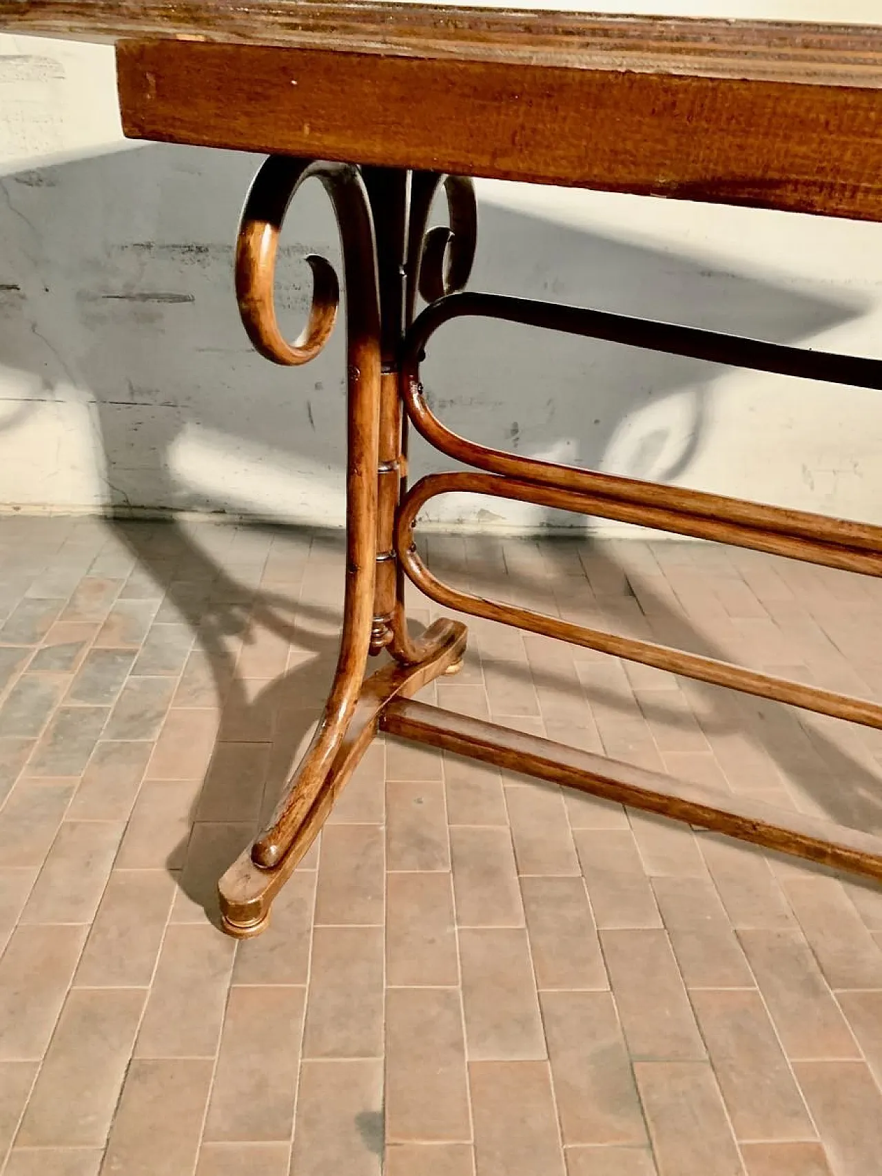 Bistro table by Michael Thonet for Thonet, Austria, 1904 5