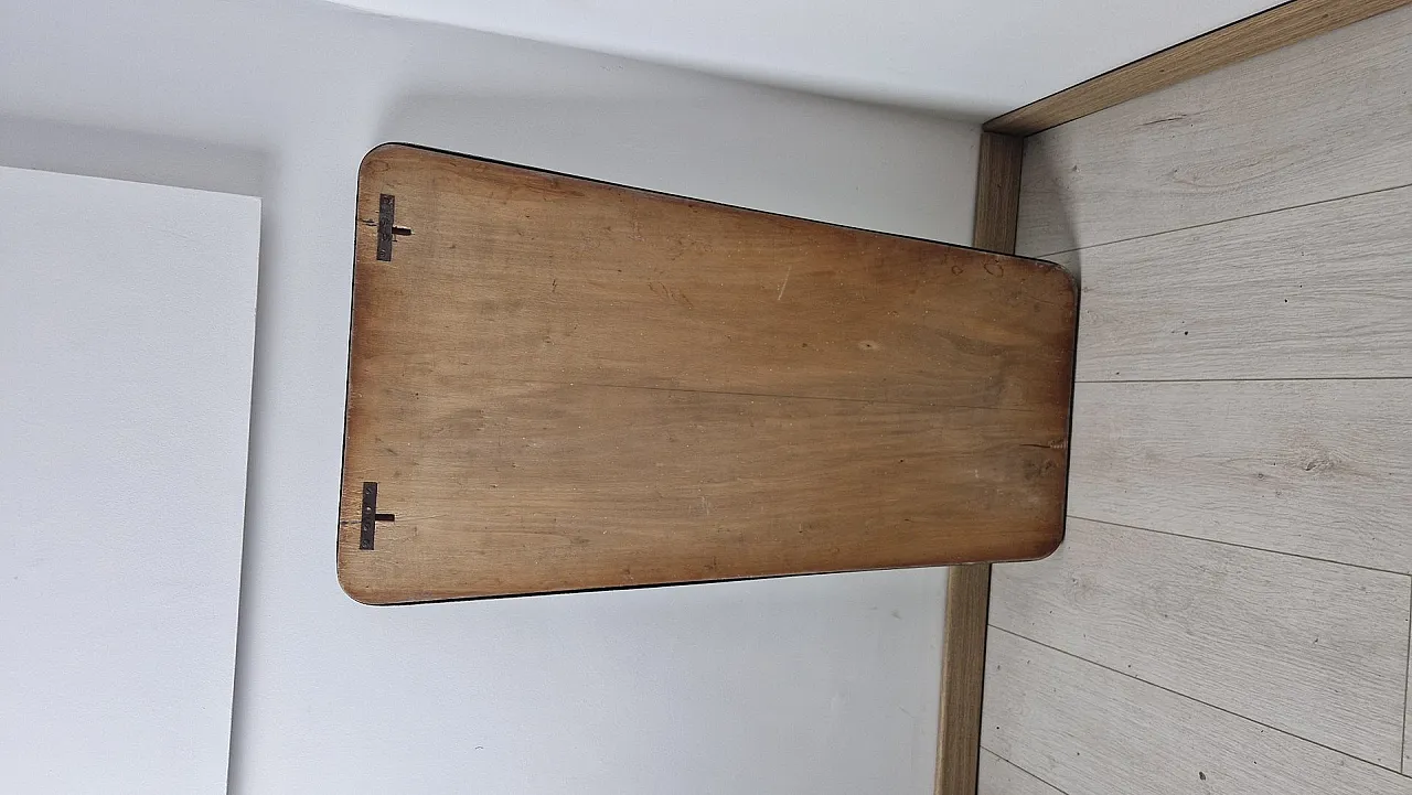 Specchio con cornice sinuosa in ottone stile Gio Ponti, anni '50 8