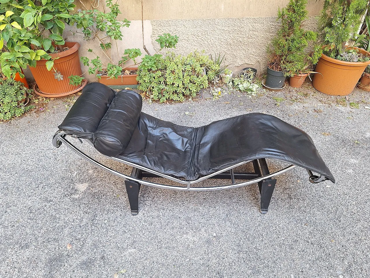 Chaise longue nello stile di Le Corbusier, anni '90 1