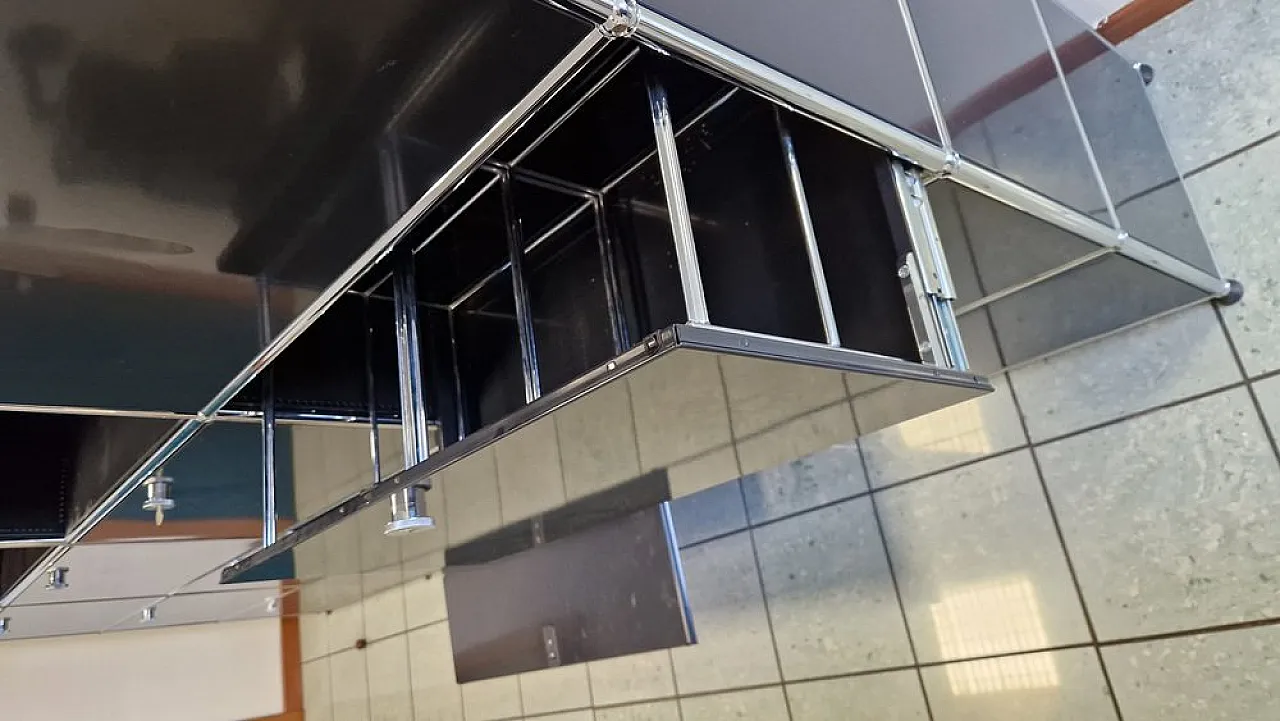 Libreria a 4 moduli in metallo cromato e ferro blu di USM Haller, anni '70 17