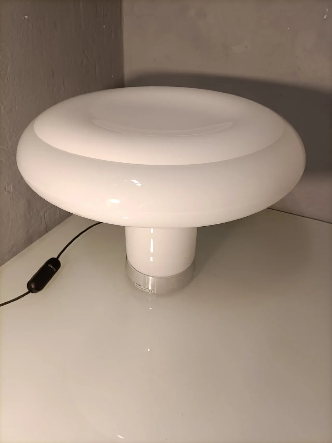 Lesbo table lamp by A. Mangiarotti for Artemide, 1980s 12