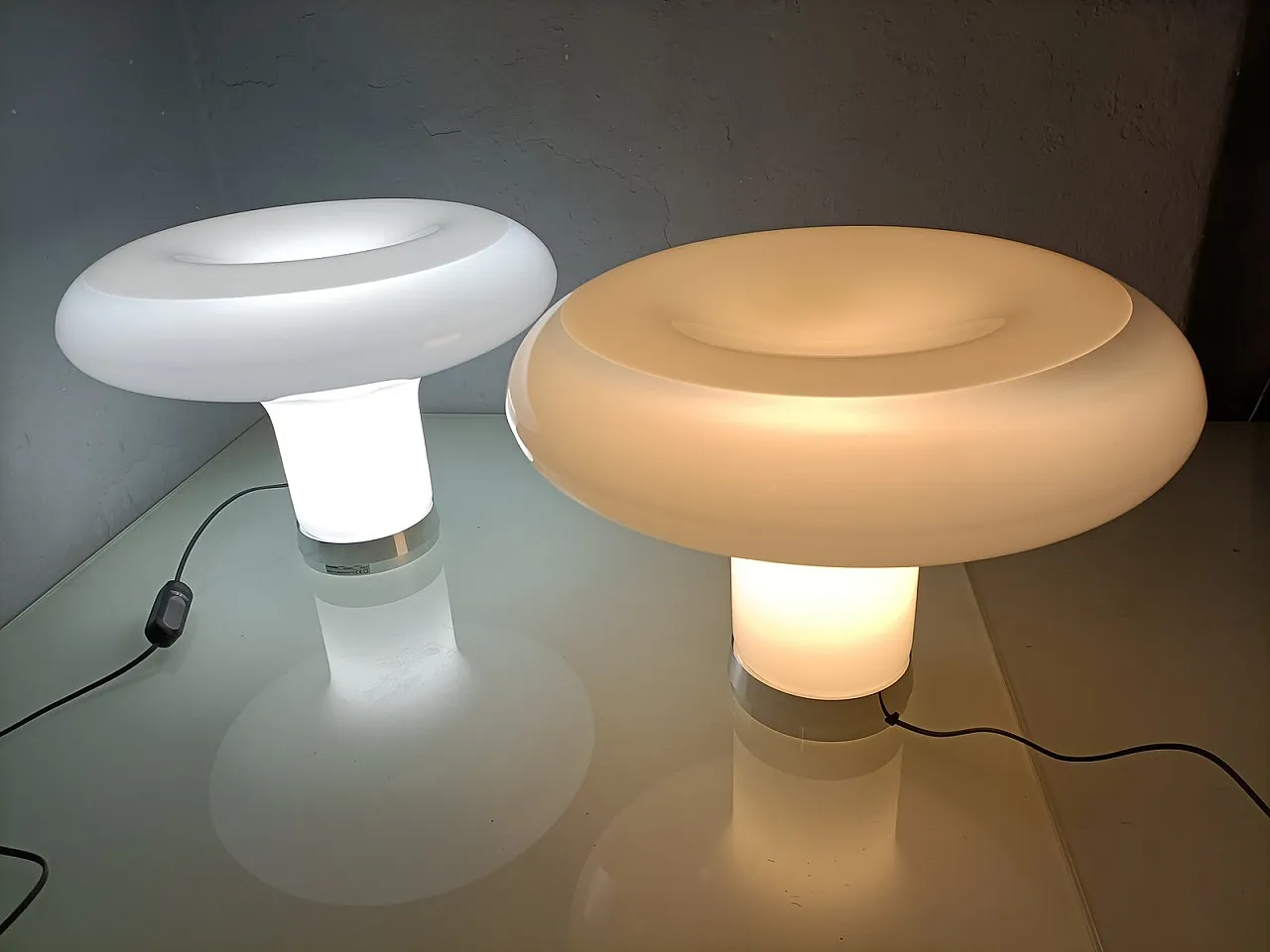 Lesbo table lamp by A. Mangiarotti for Artemide, 1980s 23
