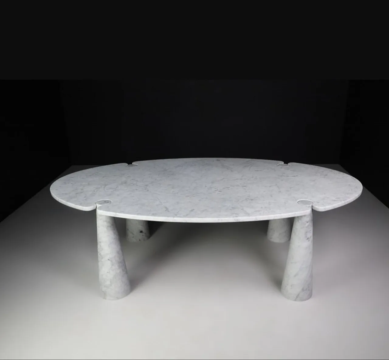 Carrara marble Eros table by Angelo Mangiarotti for Skipper, 1990s 1
