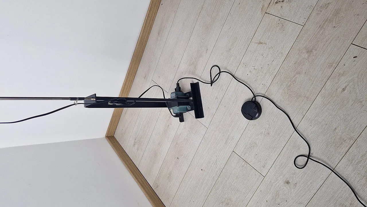 Toio lamp by Achille & Pier Giacomo Castiglioni for Flos, 1980s 9