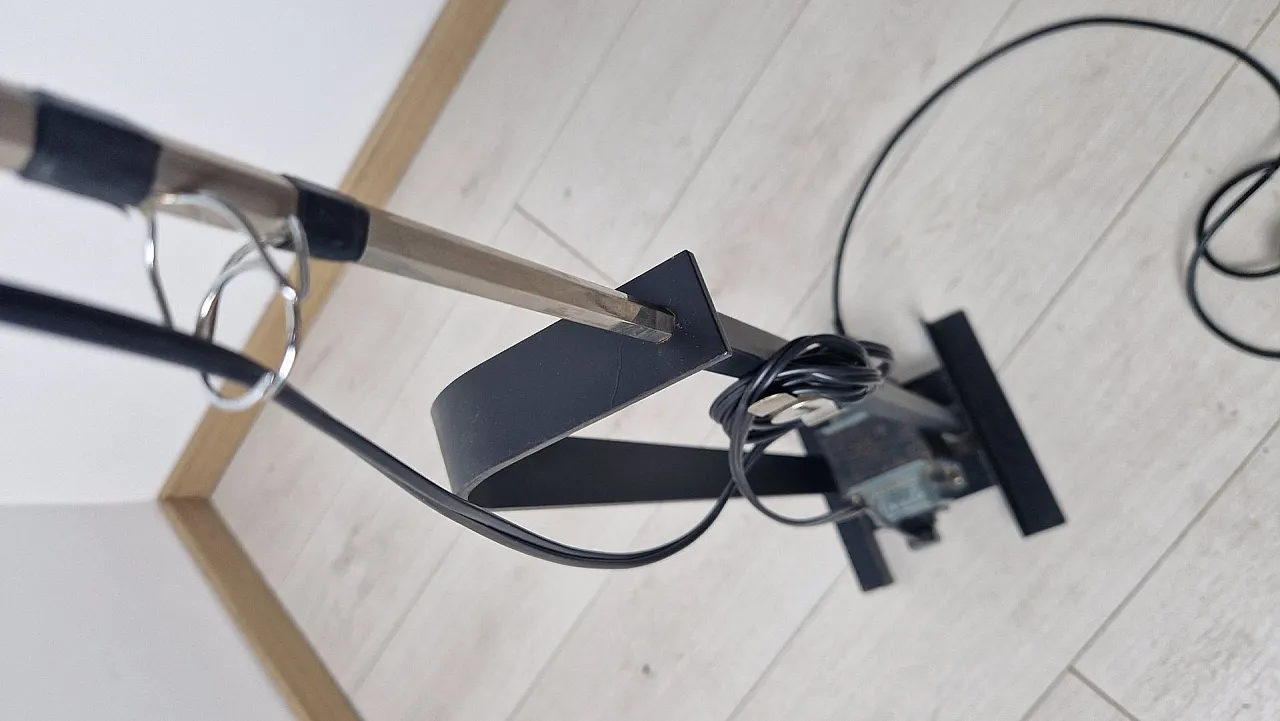 Toio lamp by Achille & Pier Giacomo Castiglioni for Flos, 1980s 17