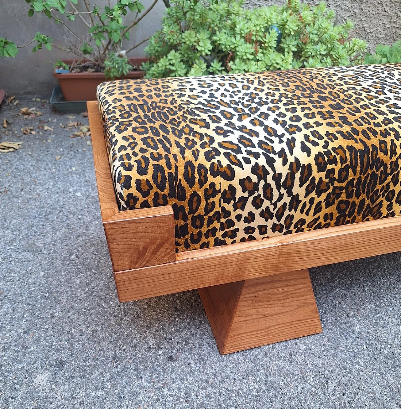 Bench with pyramid legs and fabric by Artigianato Italiano, 2000s 4