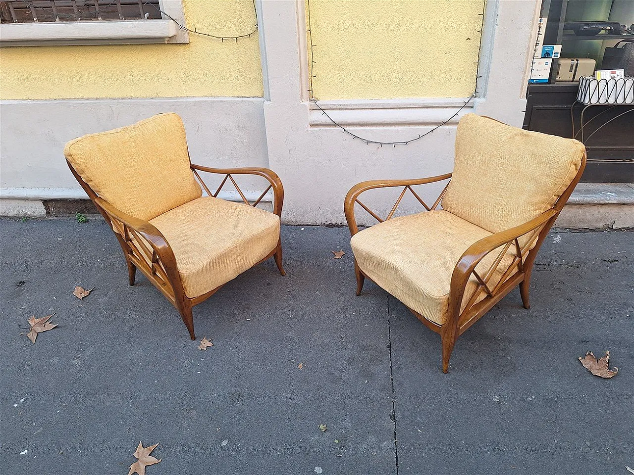 Par of armchairs in wood and yellow fabric from Paolo Buffa, 1940s 8