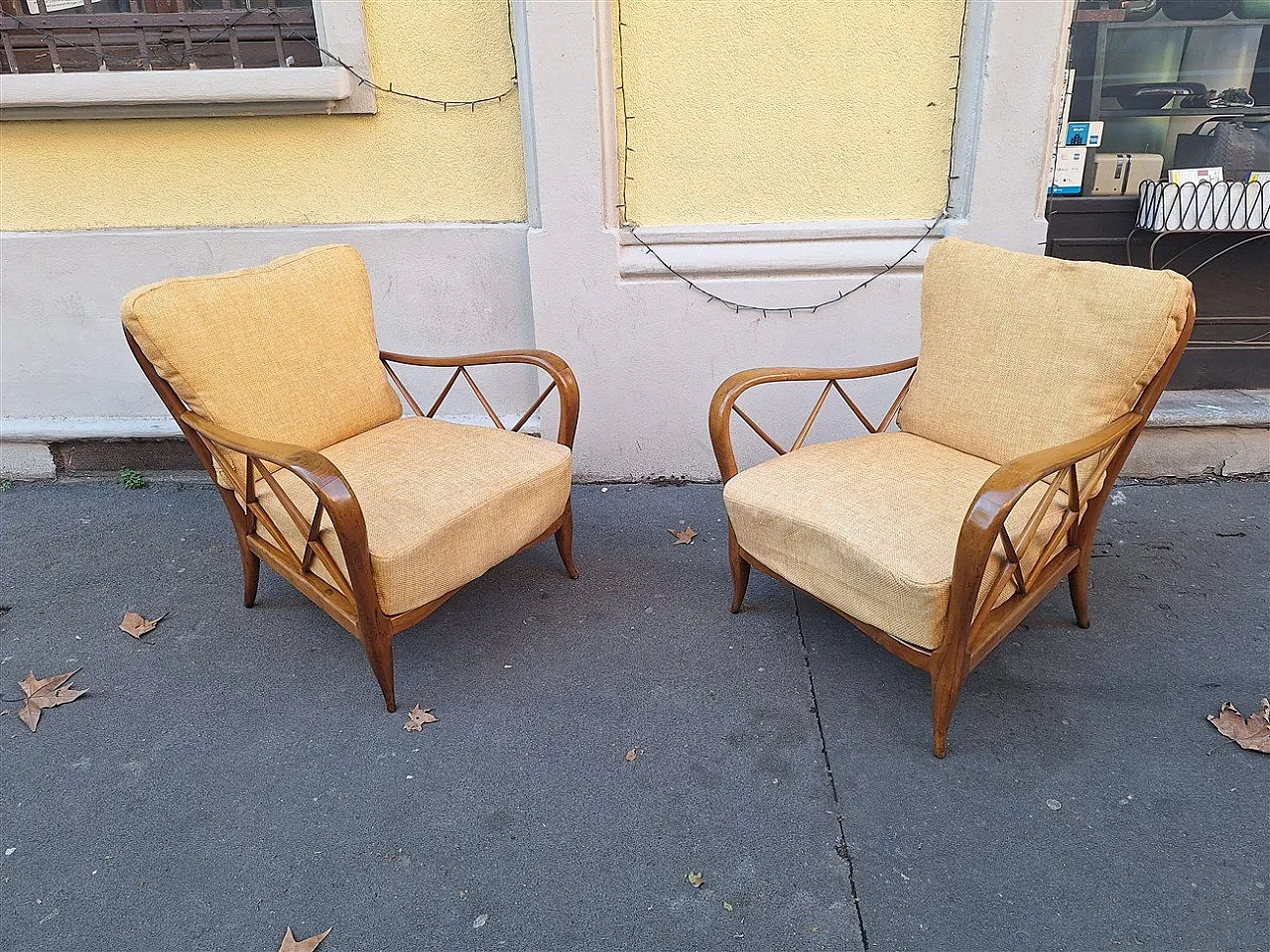 Par of armchairs in wood and yellow fabric from Paolo Buffa, 1940s 9