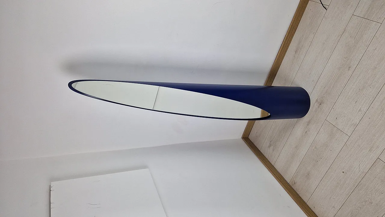 Specchio da terra modello Unghia Nail Lipstick in blu, anni 2000 5