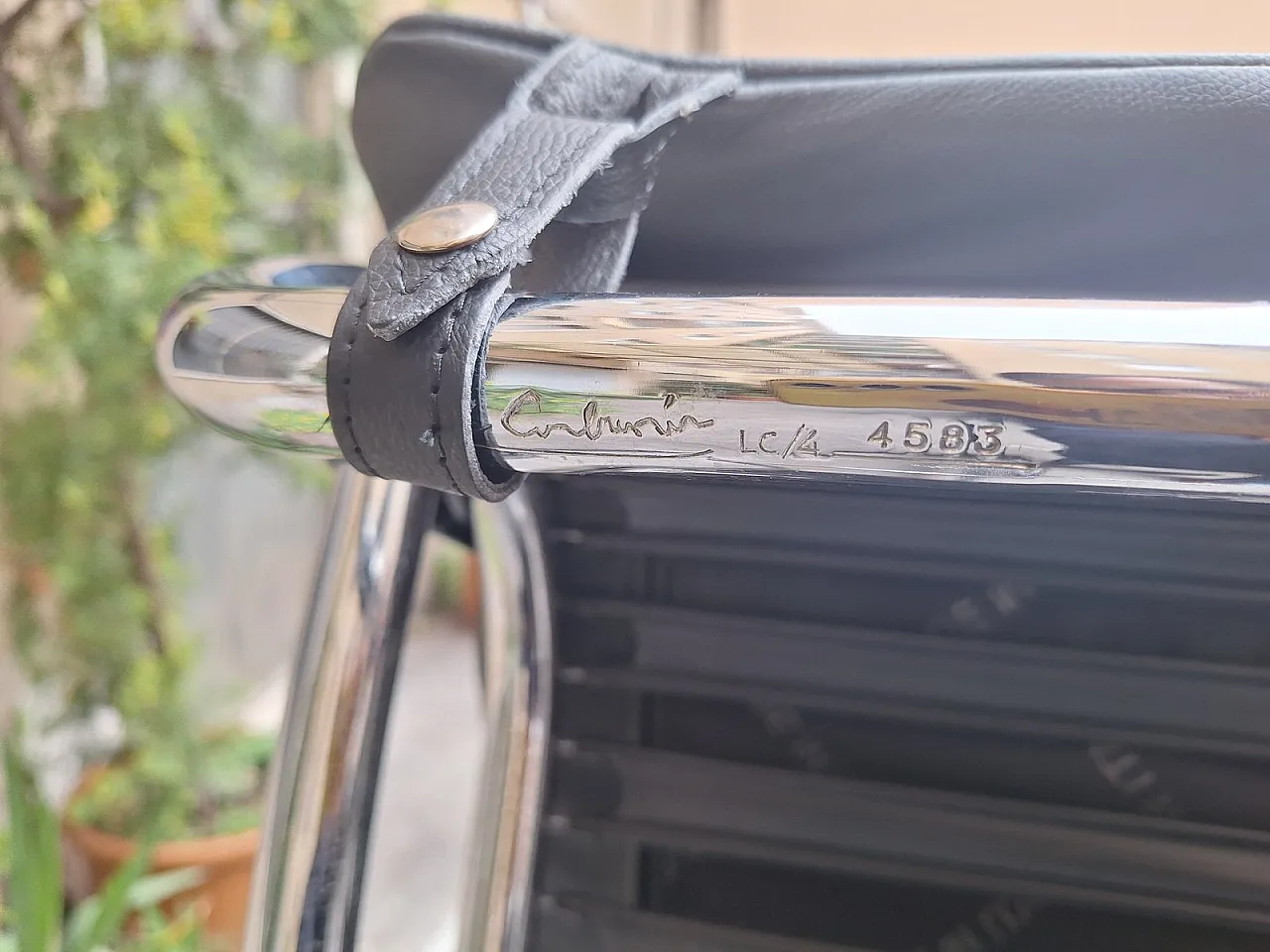 Poltrona LC4 di Le Corbusier per Cassina, anni '70 10