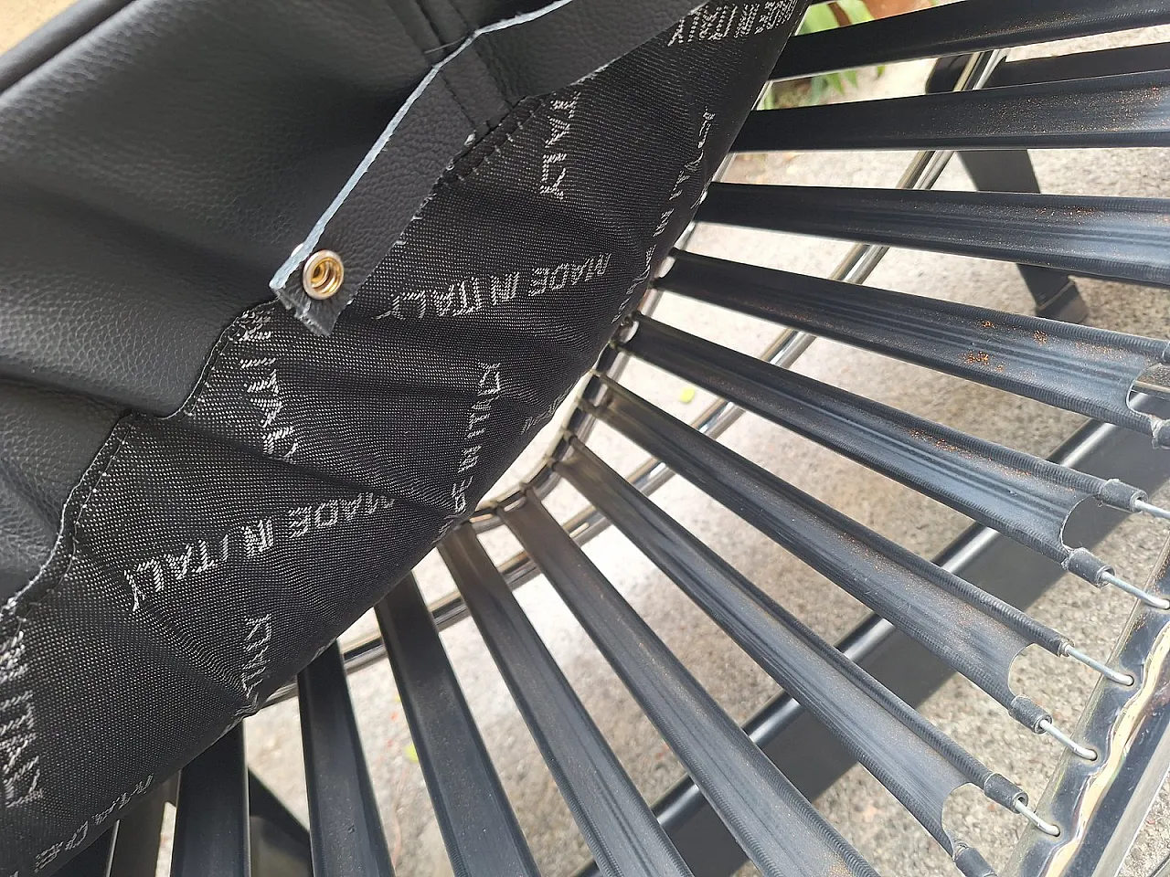 Poltrona LC4 di Le Corbusier per Cassina, anni '70 12
