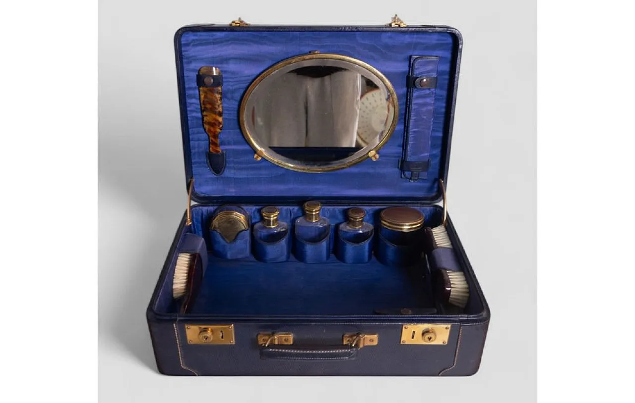 Travel vanity case, 1930s 2