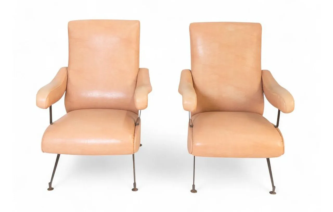 Pair of reclining armchairs in light leather with metal frame, 1960s 1