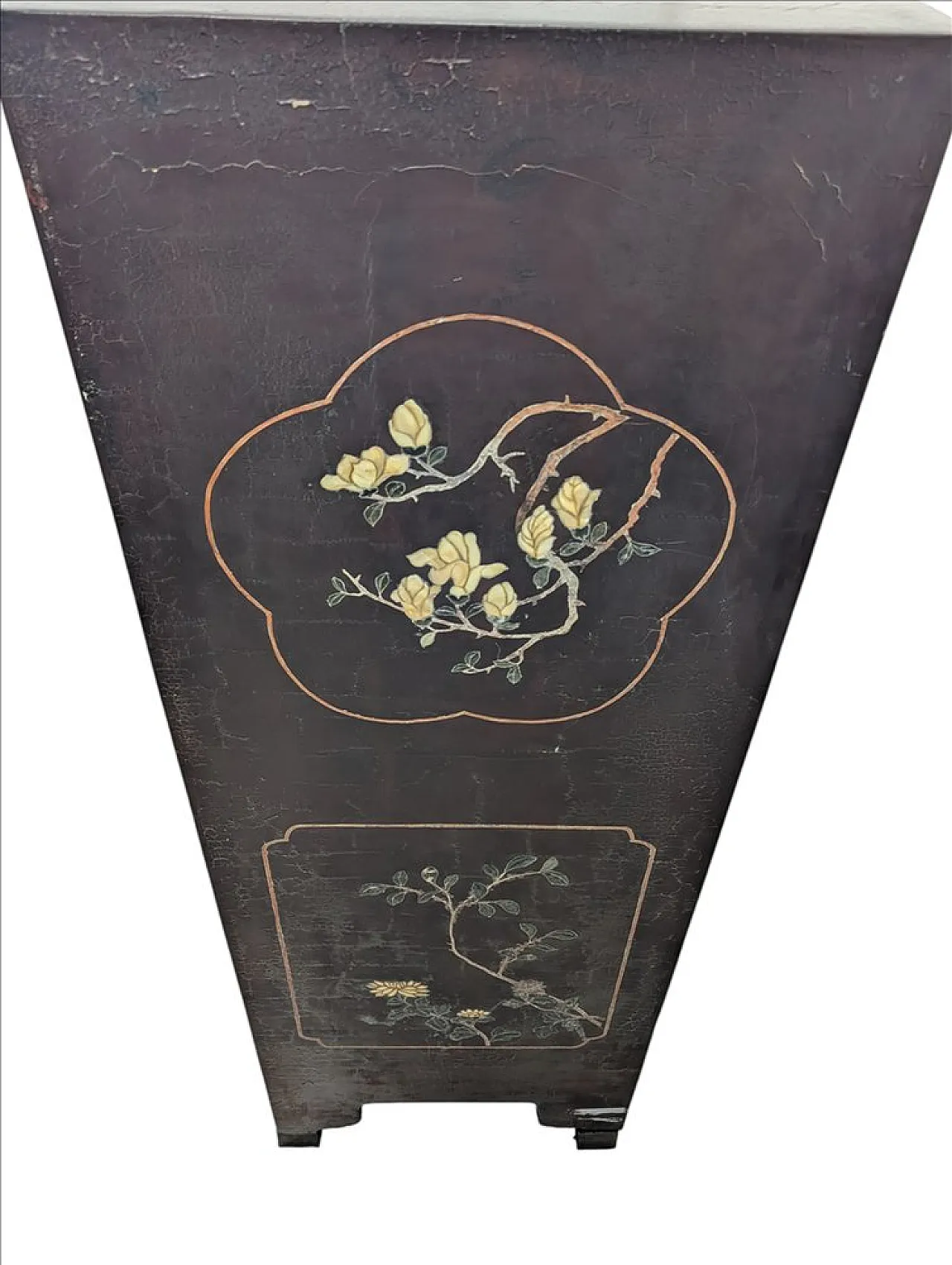 Handcrafted Chinese bar cabinet with lighting, mid-20th century 7