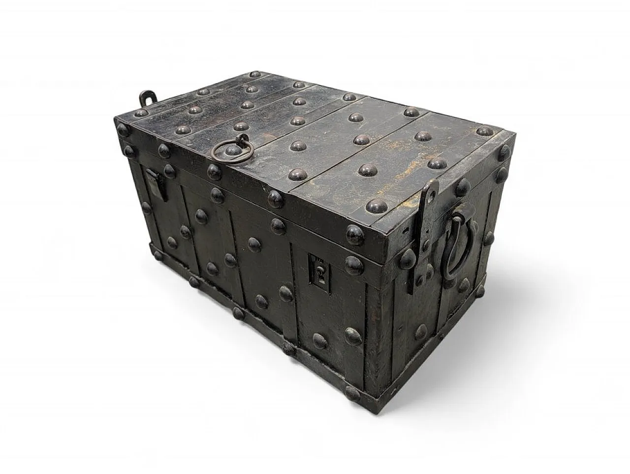 Iron armored chest, 19th century 3
