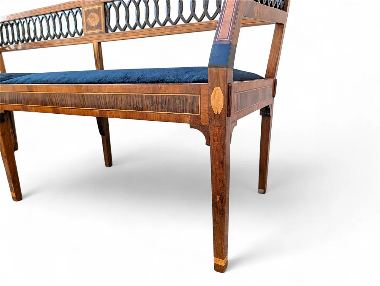 Neoclassical style walnut bench with maple inlays, 19th century 5