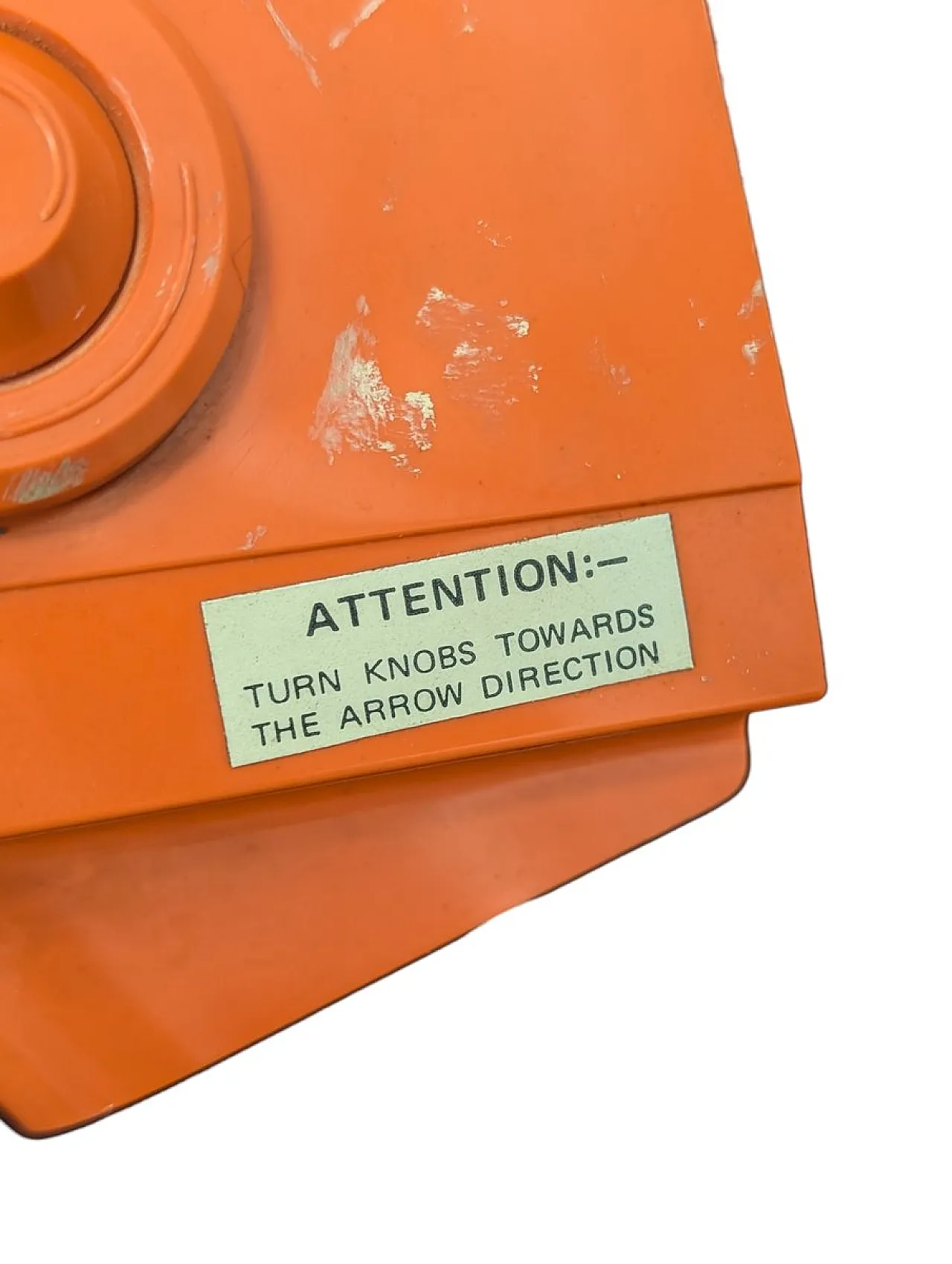 Sveglia modello 7150 arancione, anni '70 7