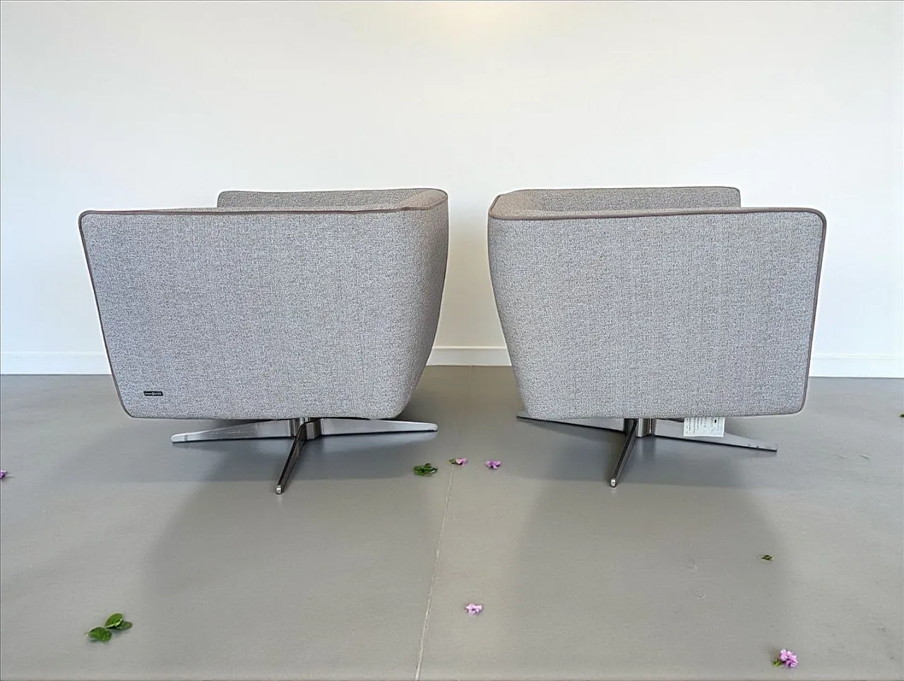 Pair of Spiritosa armchairs by Divani & Divani for Natuzzi, 2000s 4